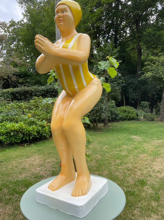 Duikende dame Geel jacuzzi tuin, zwembad, vijver 115cm