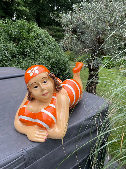 Duikende dame liggend oranje jacuzzi tuin, zwembad, vijver 80cm