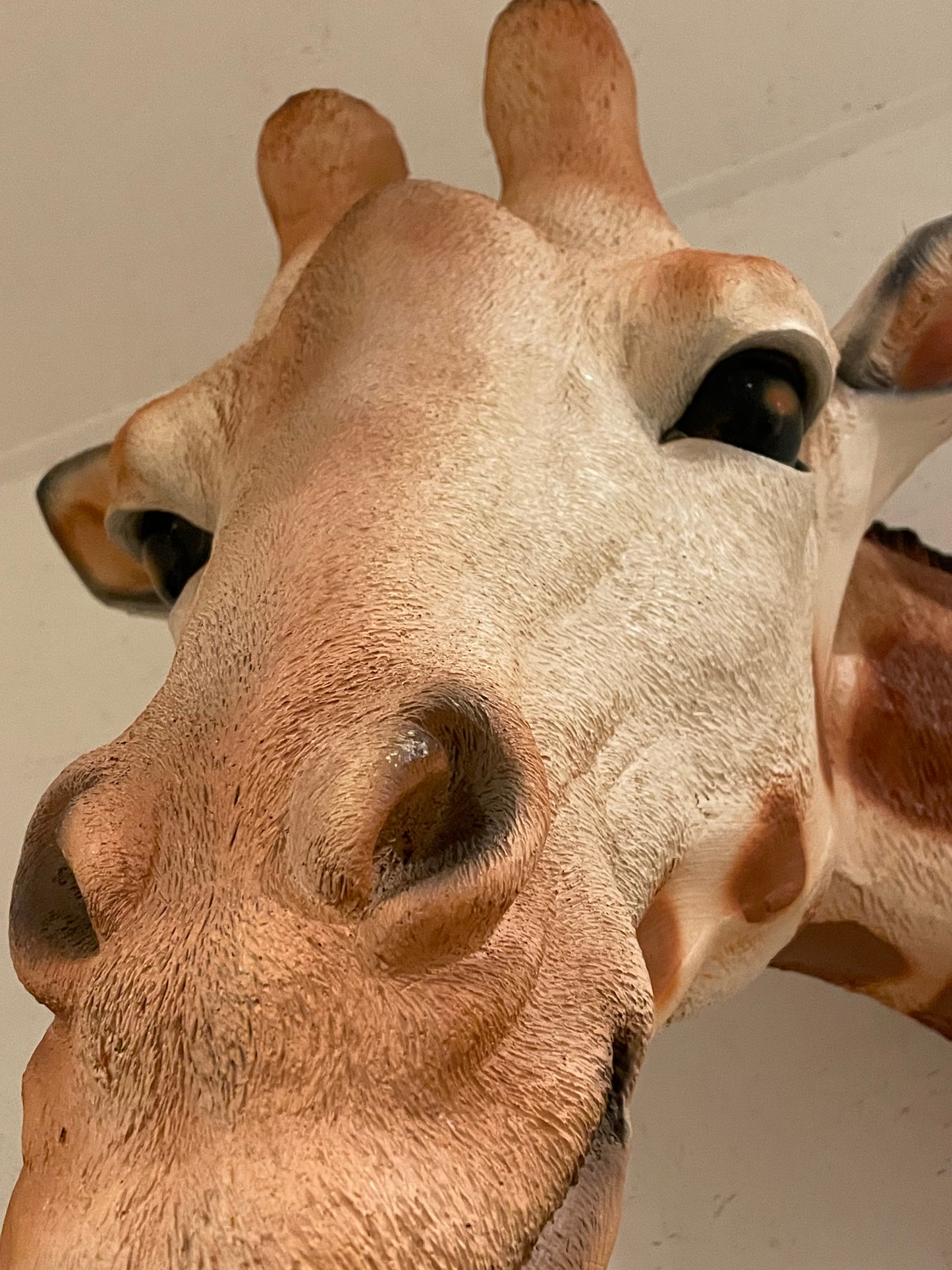 Grote Giraffe als wandbeeld Tuinbeeld – Realistisch Dierenbeeld voor Babykamer of Buiten 120cm