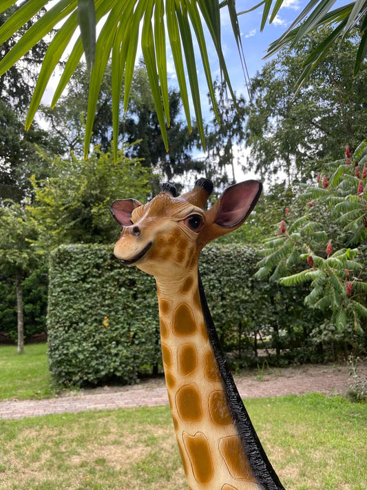 Grote Giraffe Tuinbeeld – Realistisch Dierenbeeld voor Babykamer of Buiten 120cm