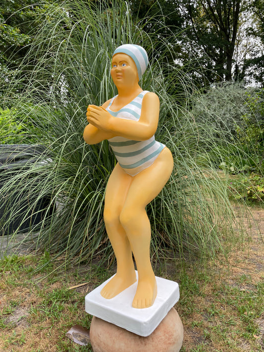 Duikende dame grijs-wit jacuzzi tuin, zwembad, vijver 115cm