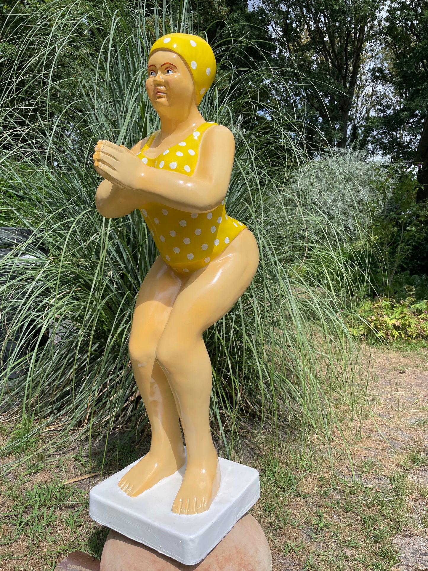 Duikende dame geel bolletje jacuzzi tuin, zwembad, vijver 115cm