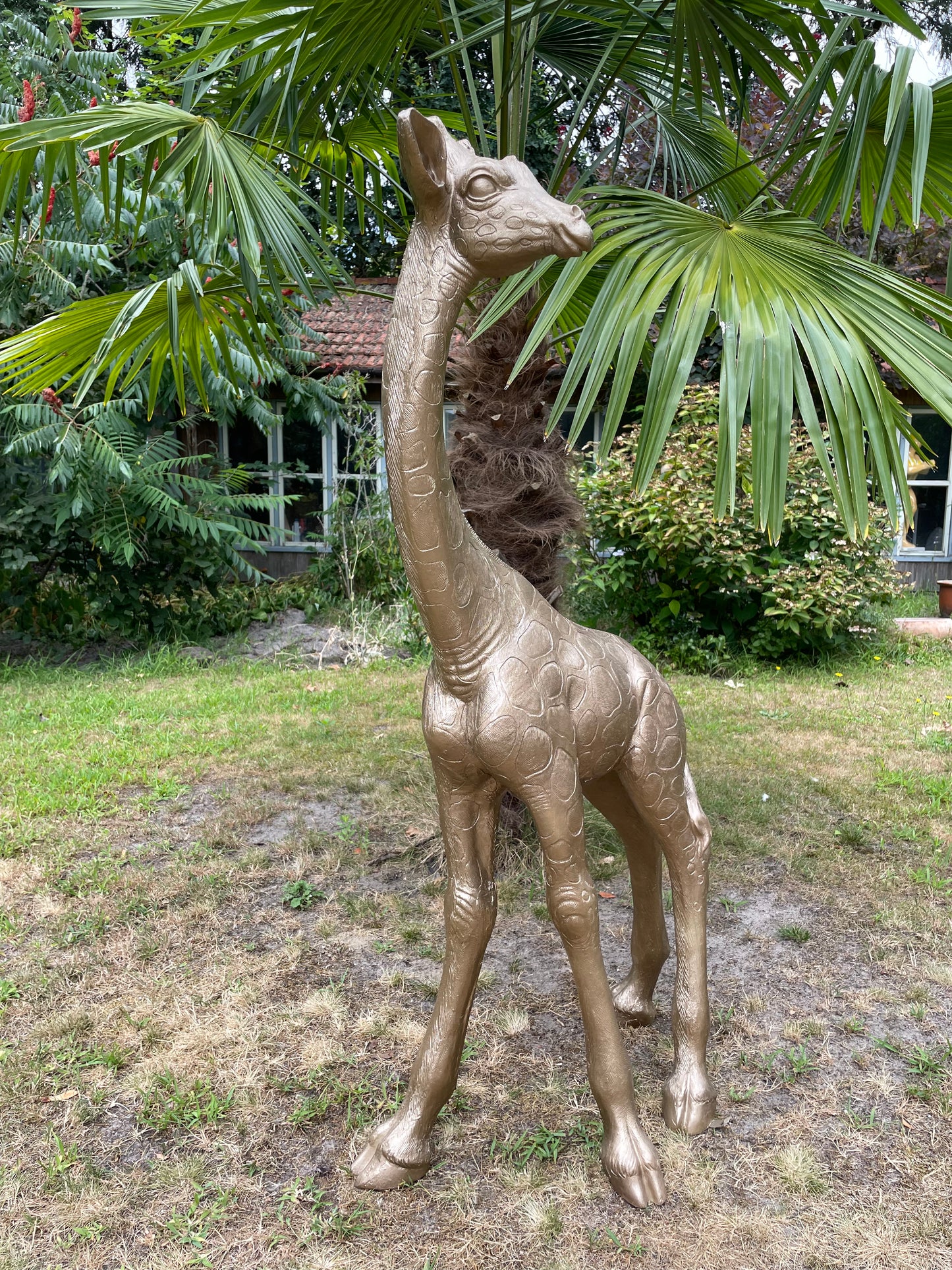 Grote Giraffe Tuinbeeld – Realistisch Dierenbeeld voor Babykamer of Buiten 120cm