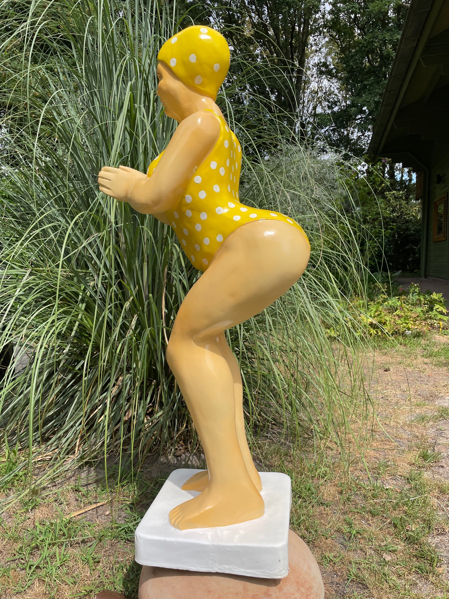 Duikende dame geel bolletje jacuzzi tuin, zwembad, vijver 115cm