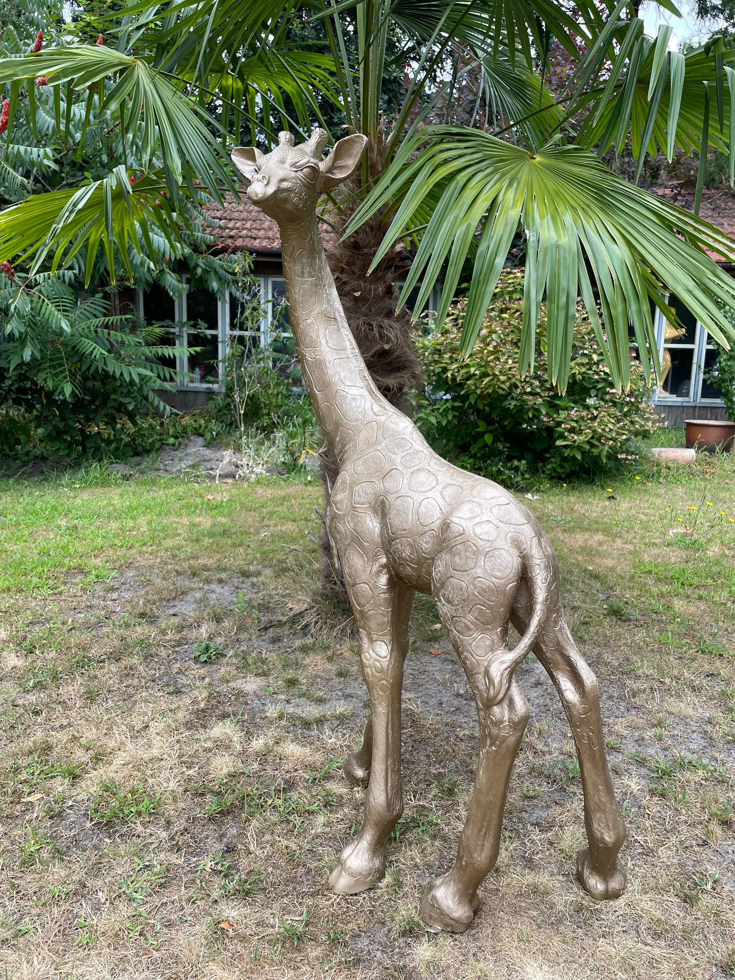 Grote Giraffe Tuinbeeld – Realistisch Dierenbeeld voor Babykamer of Buiten 120cm