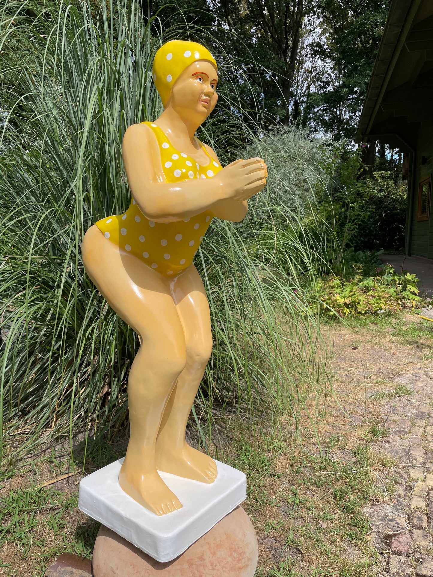 Duikende dame geel bolletje jacuzzi tuin, zwembad, vijver 115cm