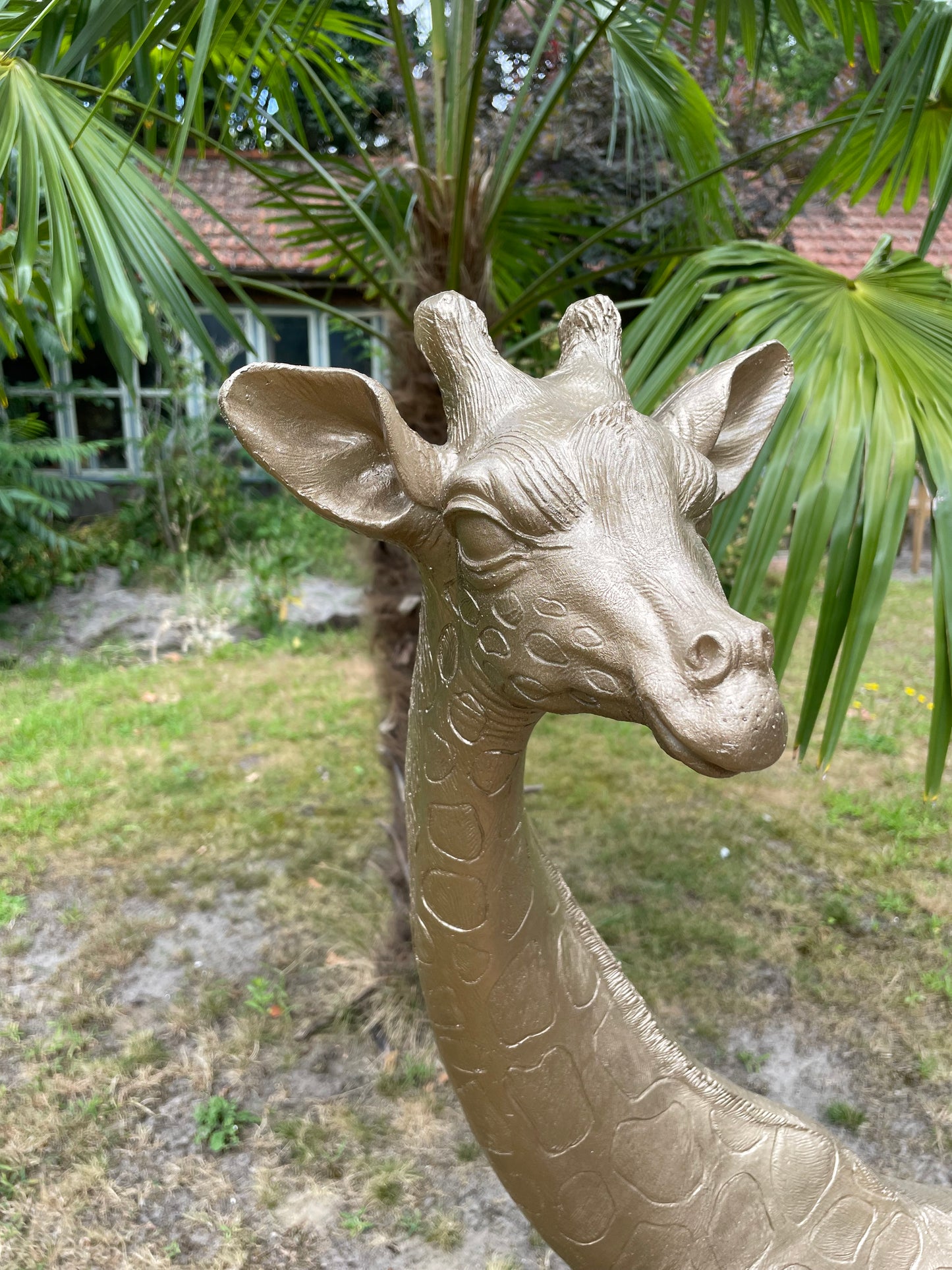Grote Giraffe Tuinbeeld – Realistisch Dierenbeeld voor Babykamer of Buiten 120cm