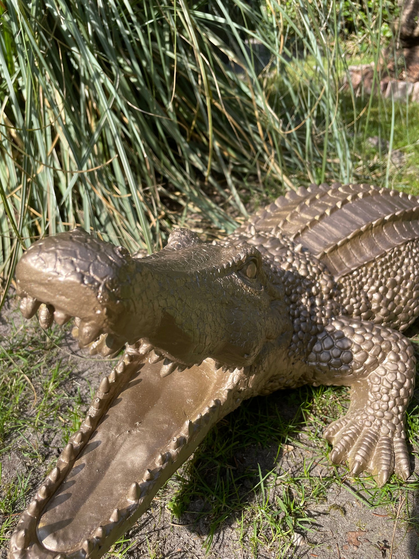 Beeld krokodil, Goud, zwembad, vijver, boerderij 100cm