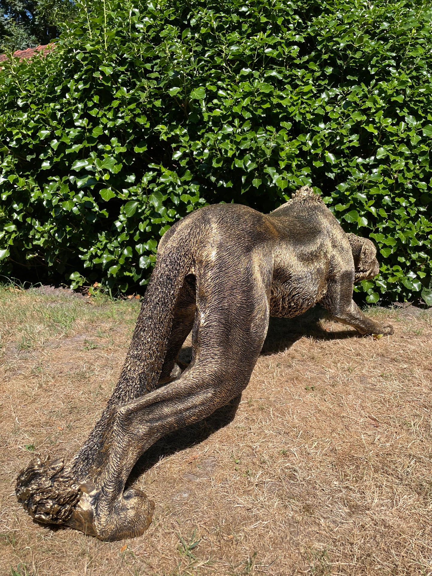 Panter sluipend antiek goud gazon, tuin, dierentuin, 125 cm