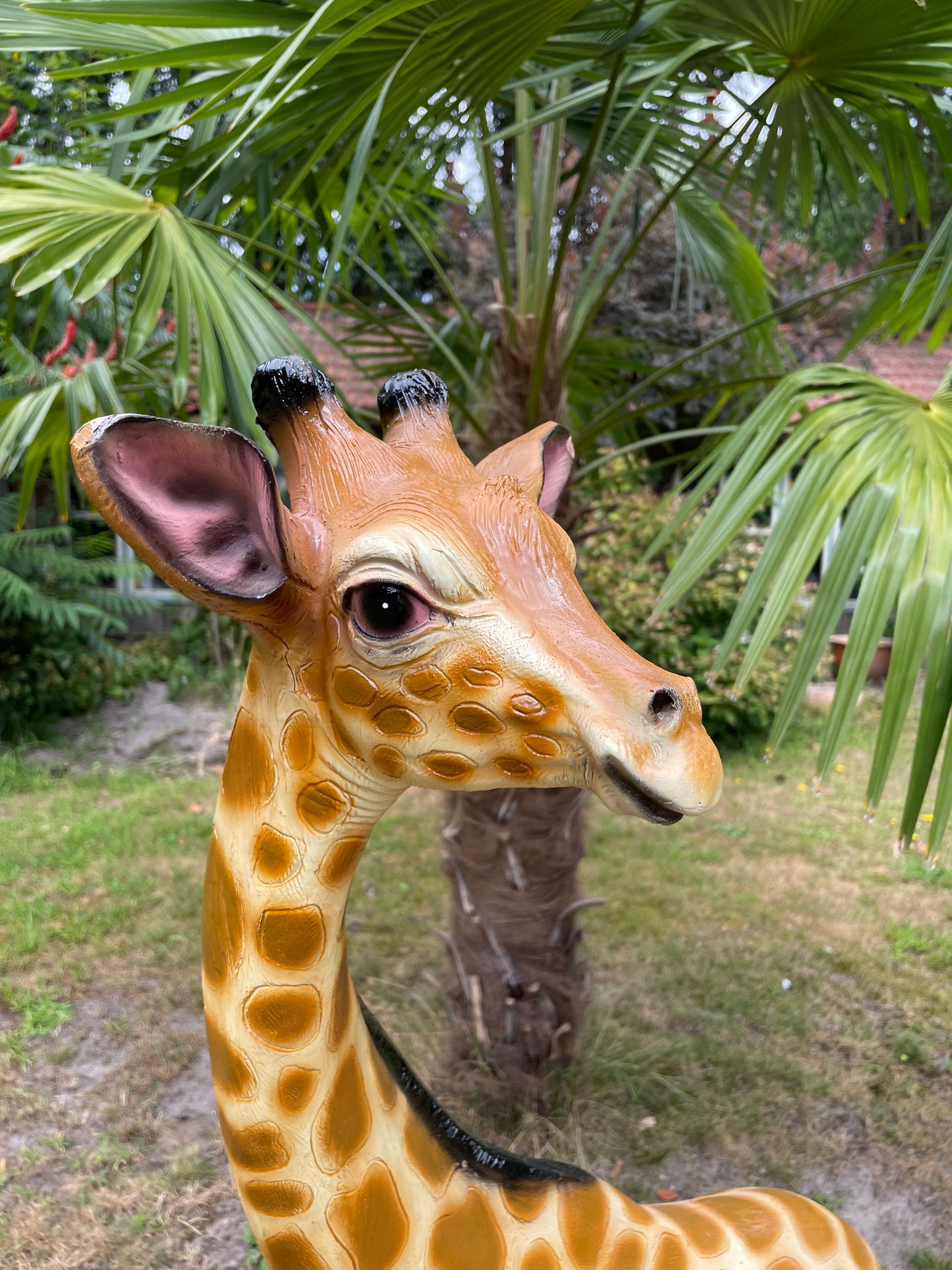 Grote Giraffe Tuinbeeld – Realistisch Dierenbeeld voor Babykamer of Buiten 120cm