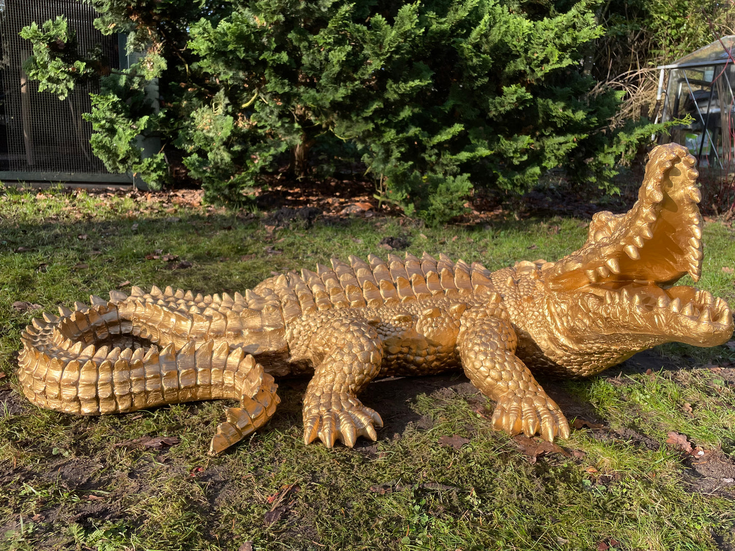 Beeld krokodil, goud, zwembad, vijver, boerderij 125cm